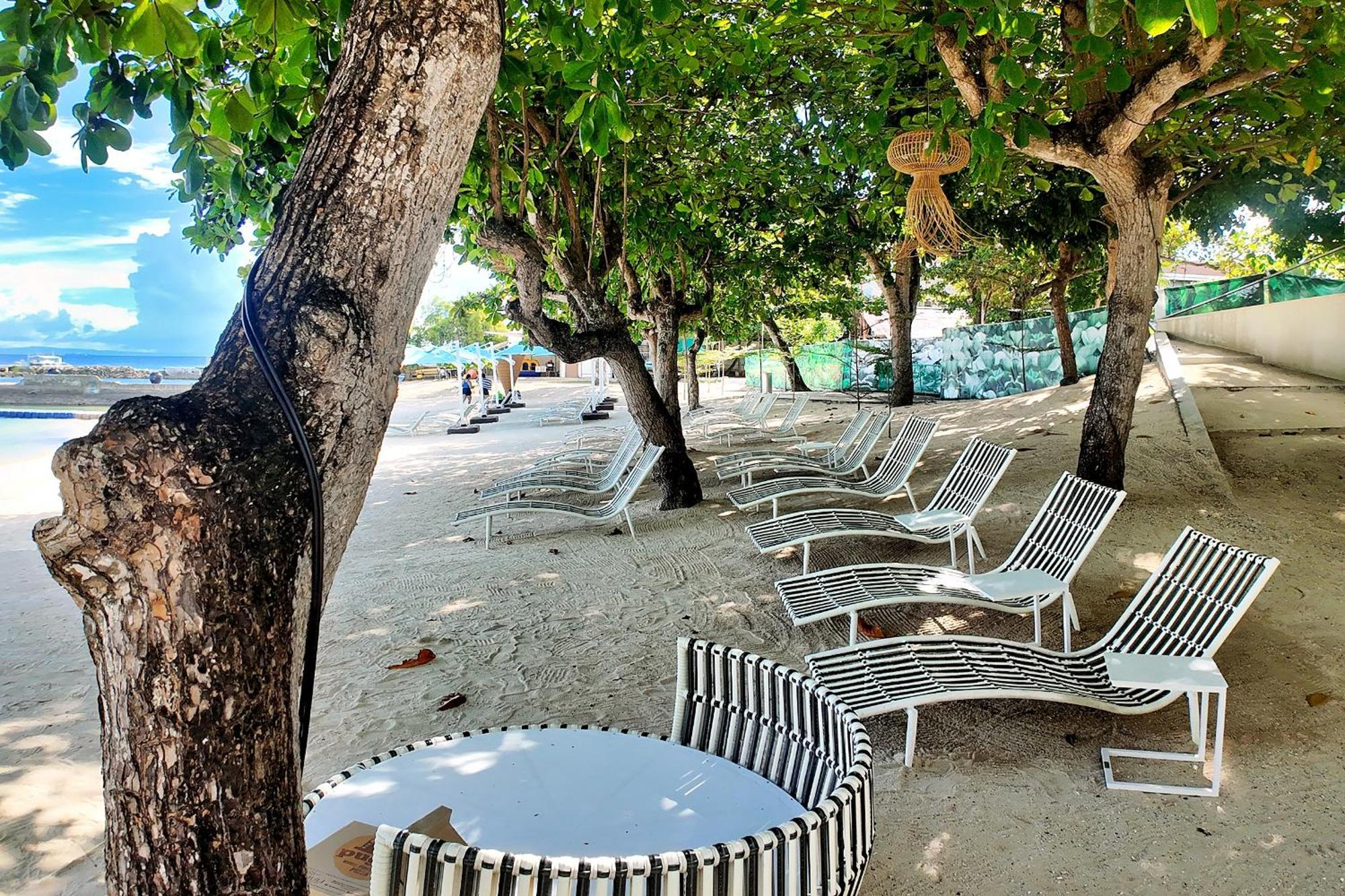Dominiks Stylish Resort Gem Ocean View Pool Queen Bed At Tambuli 8 Floor Fast Wifi Lapu-Lapu City Eksteriør bilde