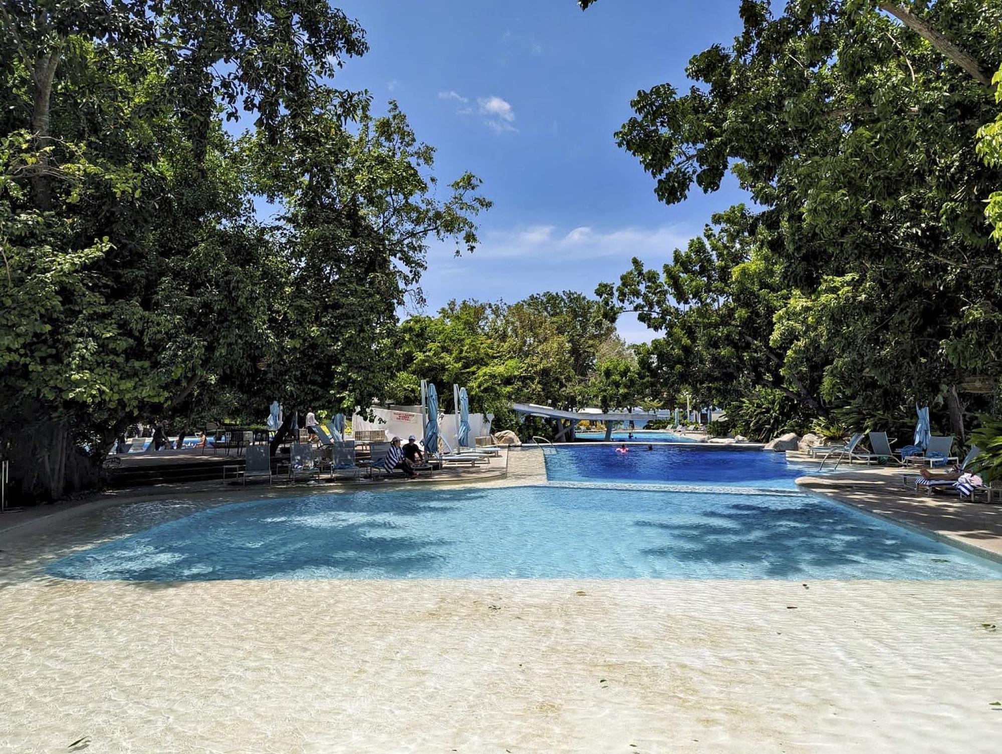 Dominiks Stylish Resort Gem Ocean View Pool Queen Bed At Tambuli 8 Floor Fast Wifi Lapu-Lapu City Eksteriør bilde